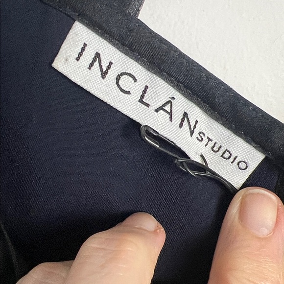 NEW INCLAN Studio Navy Black Cupra Silk Organza Sleeveless Blouse Lagenlook XS - Picture 10 of 12